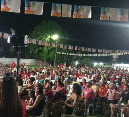 Fábio Novo e Leo do PT reúnem mais de mil pessoas em União