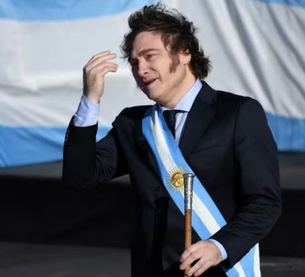 Escândalo da criptomoeda' abala a Argentina e presidente pode sofrer impeachment