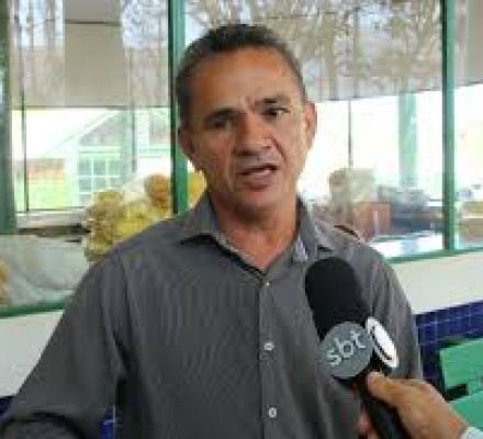 Zé Wilson deixa secretaria e indica filha para ocupar o seu lugar