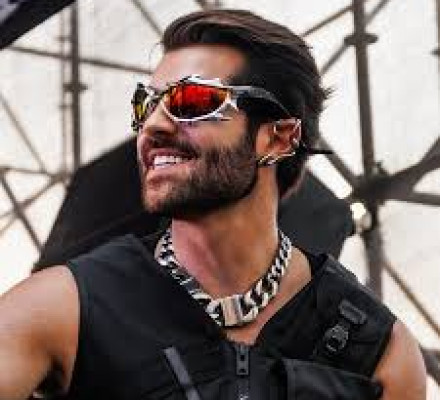 DJ Alok faz show gratuito e movimenta turismo em Teresina