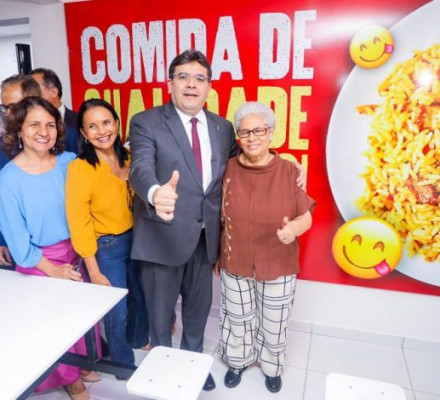 Governador Rafael Fonteles entrega Restaurante Popular no bairro Dirceu I